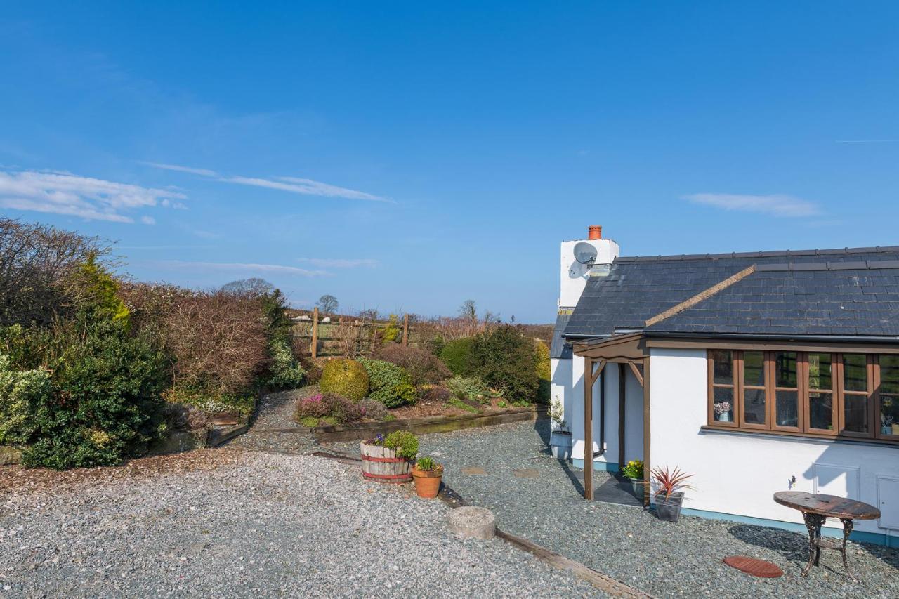 Beautiful Countryside Cottage On The North Wales Coast Abergele Exterior photo