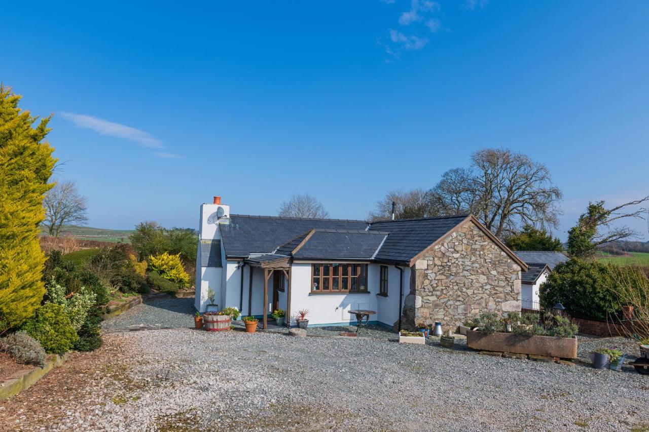 Beautiful Countryside Cottage On The North Wales Coast Abergele Exterior photo